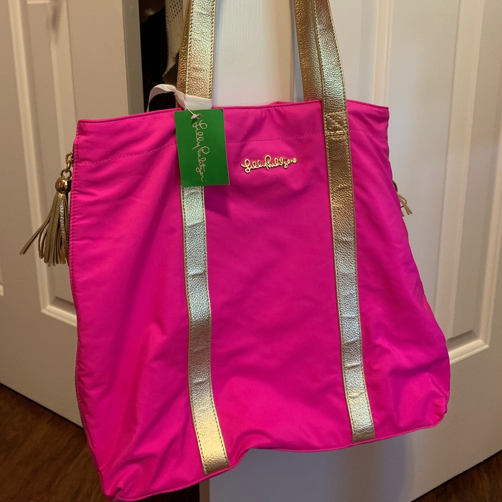 Hot pink Lilly Pulitzer tote bag